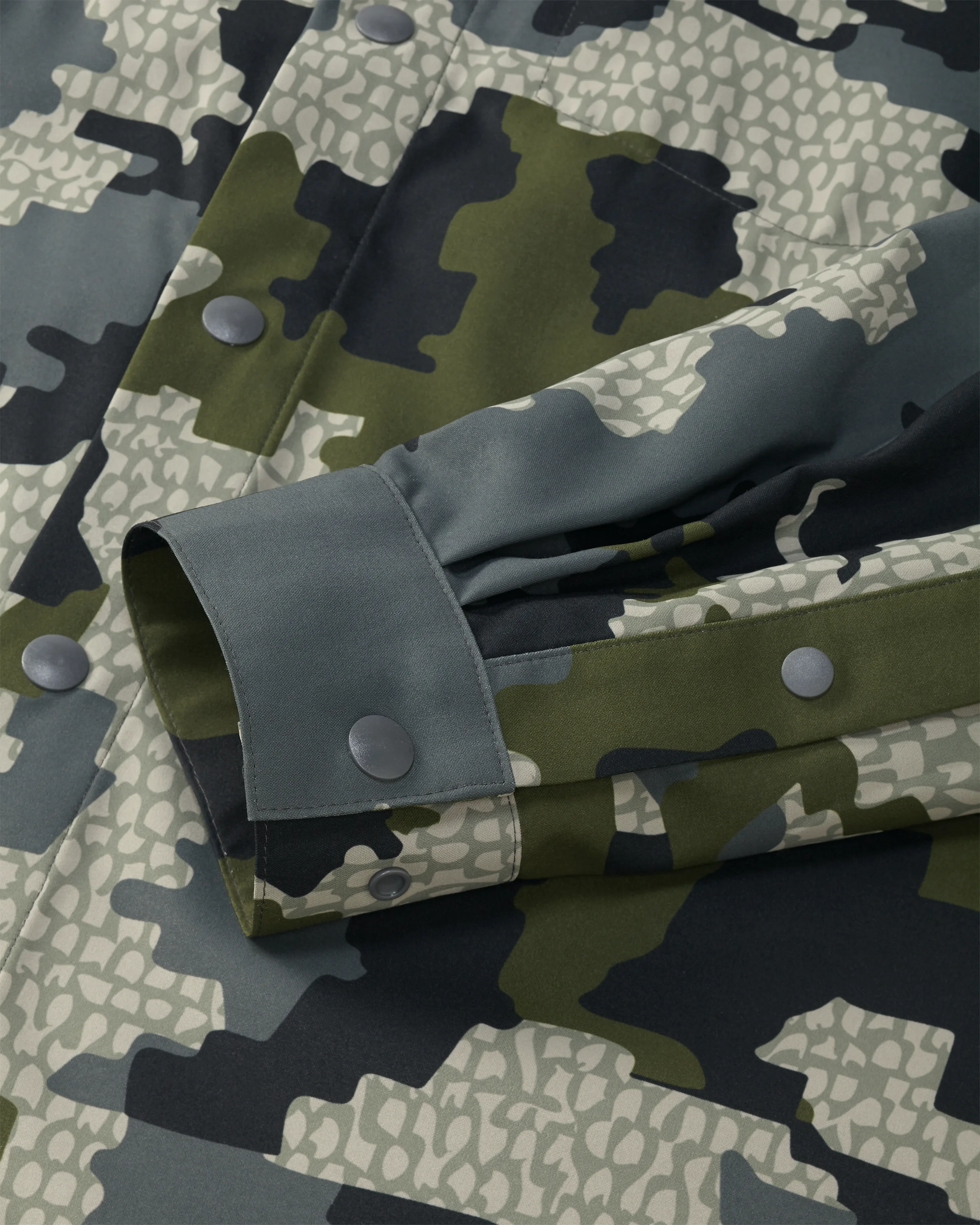 Mesa Vented LS Snap Shirt | Verde - Image 5